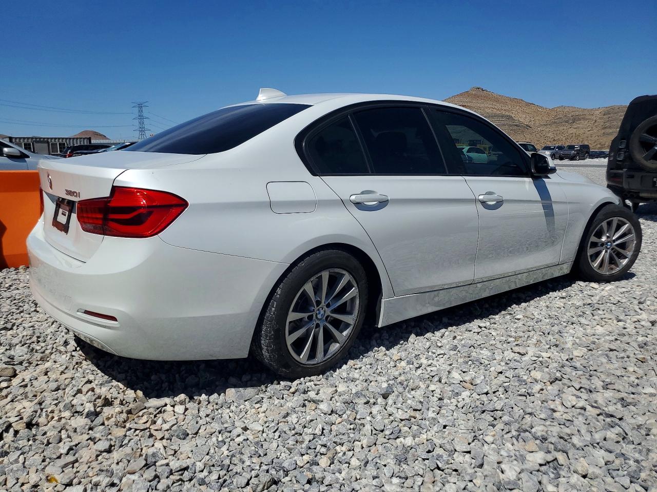 2018 BMW 3 SERIES