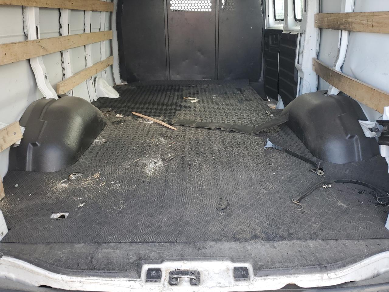 2023 CHEVROLET EXPRESS
