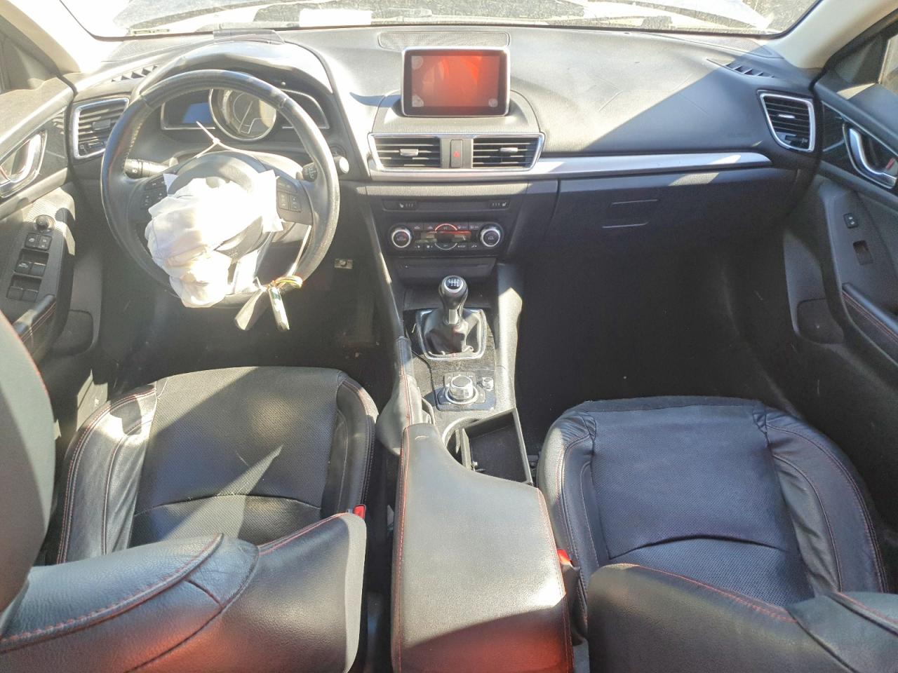 2016 MAZDA 3