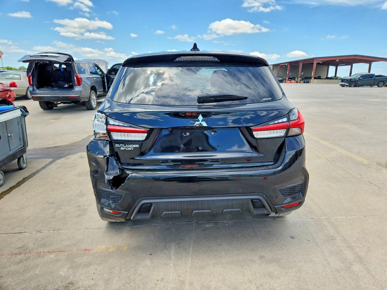 2024 MITSUBISHI OUTLANDER