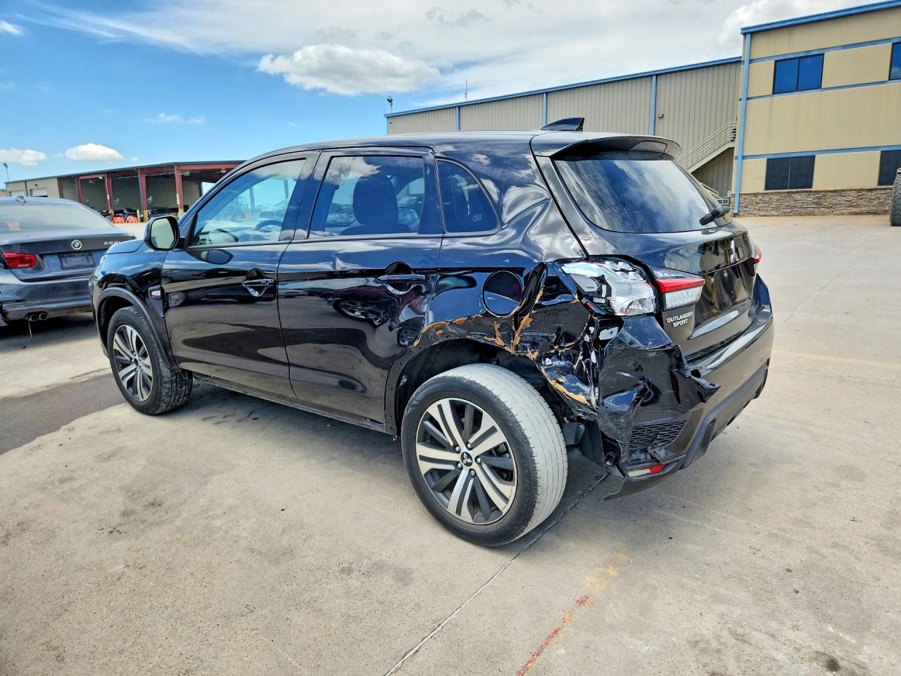 2024 MITSUBISHI OUTLANDER