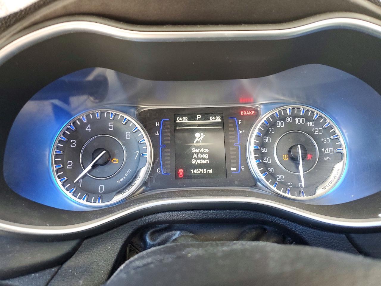 2015 CHRYSLER 200