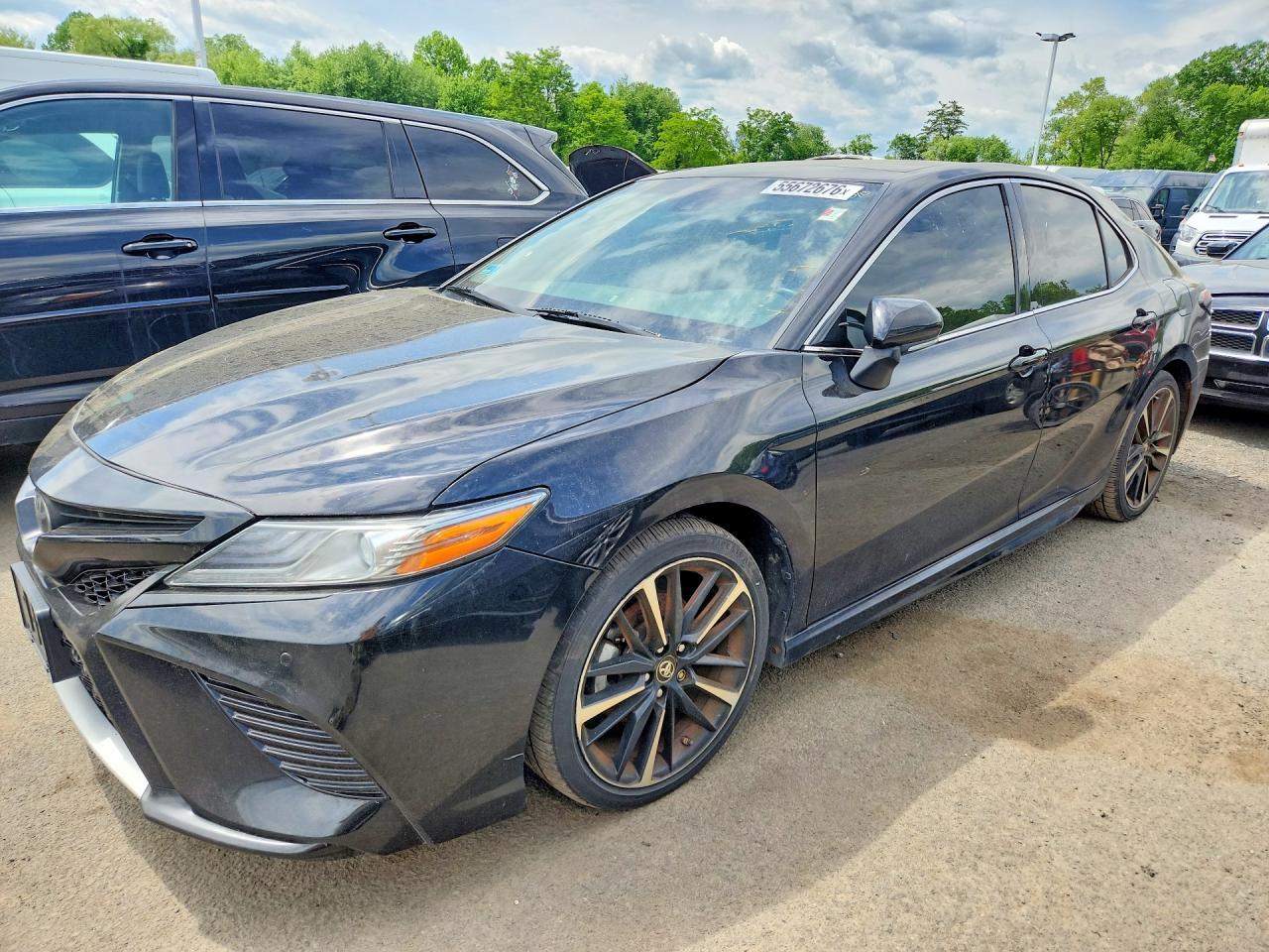 2018 TOYOTA CAMRY
