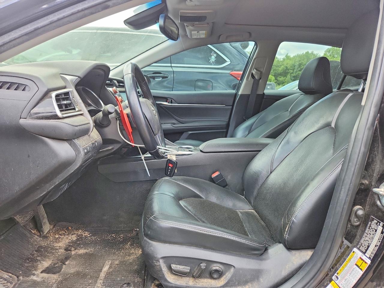 2018 TOYOTA CAMRY