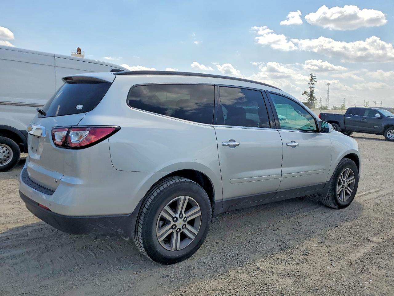 2017 CHEVROLET TRAVERSE