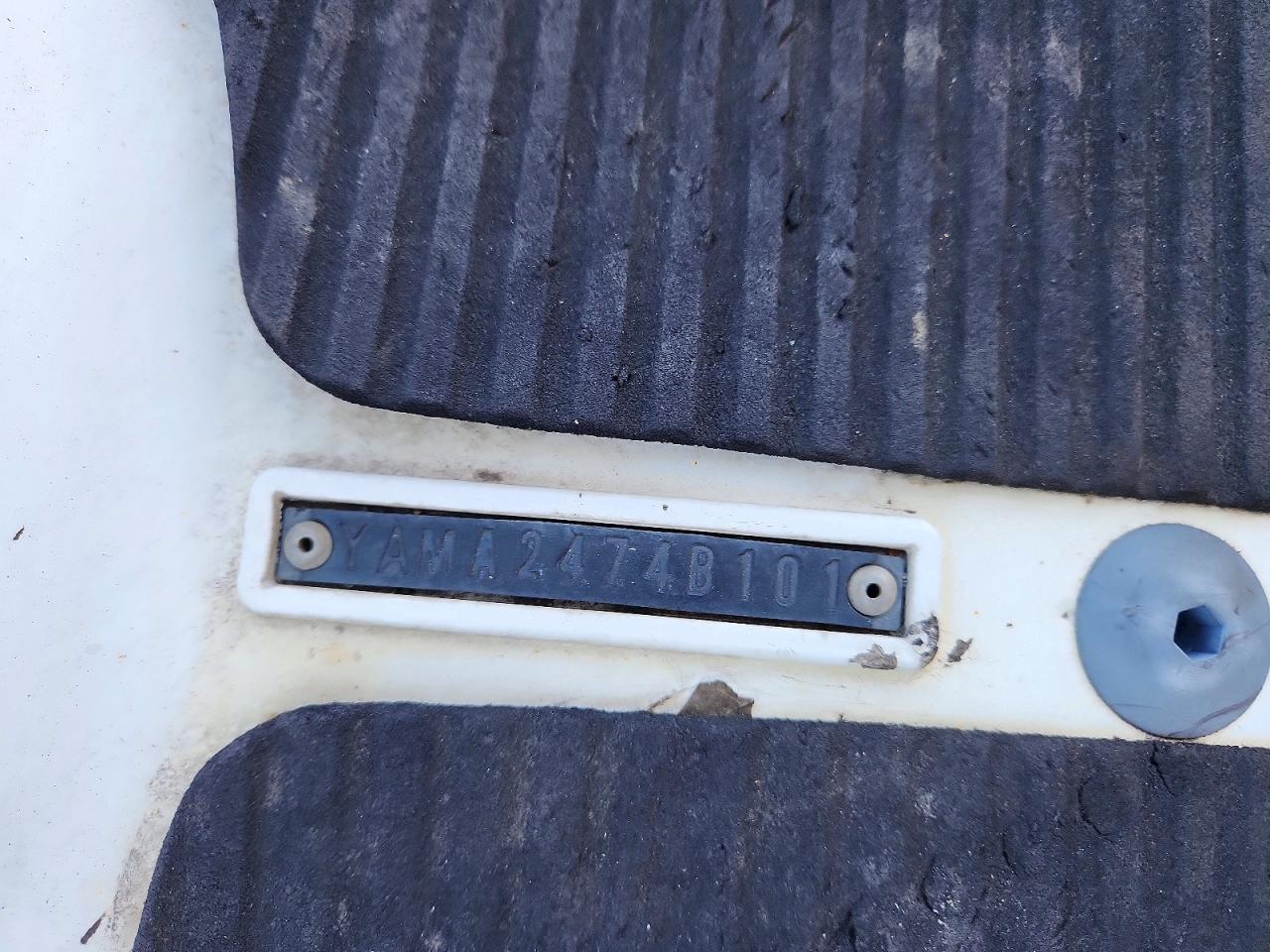 2001 YAM