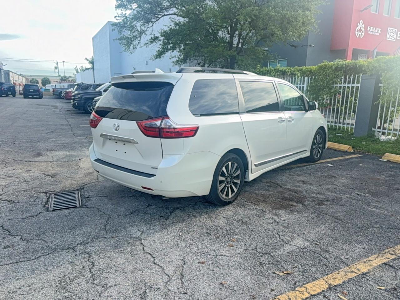 2020 TOYOTA SIENNA