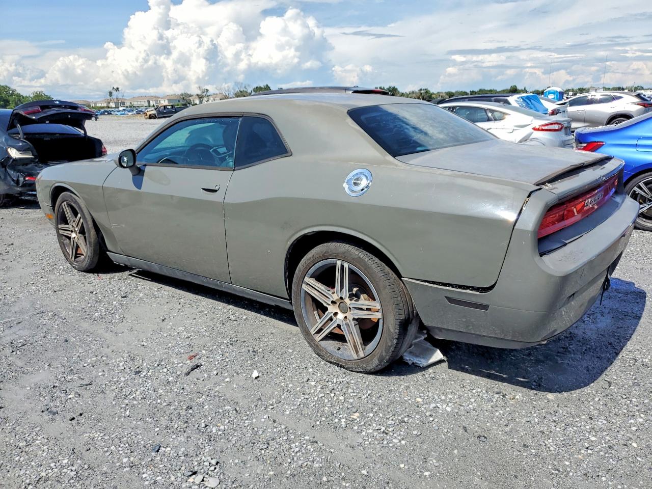 2011 DODGE CHALLENGER