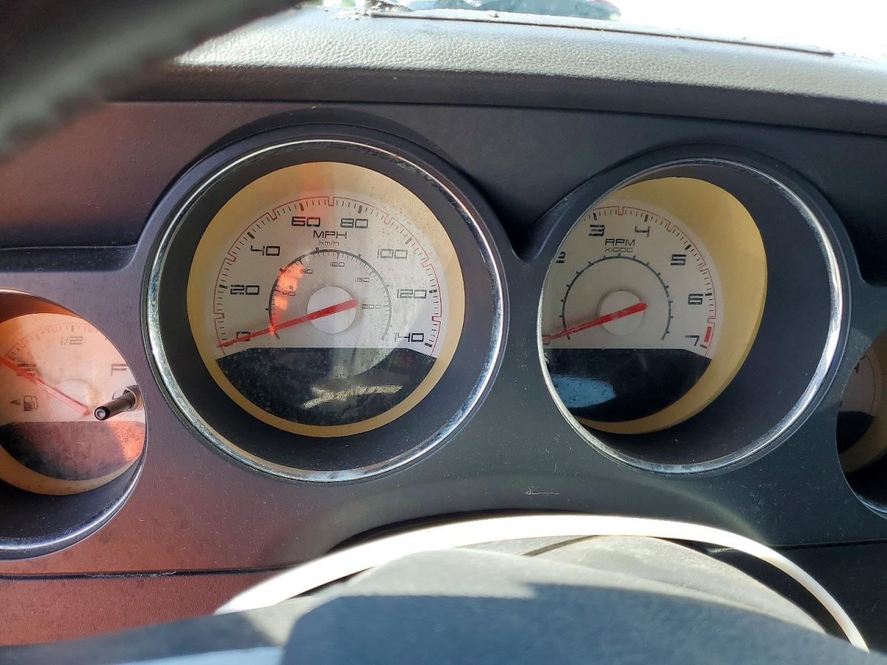 2011 DODGE CHALLENGER