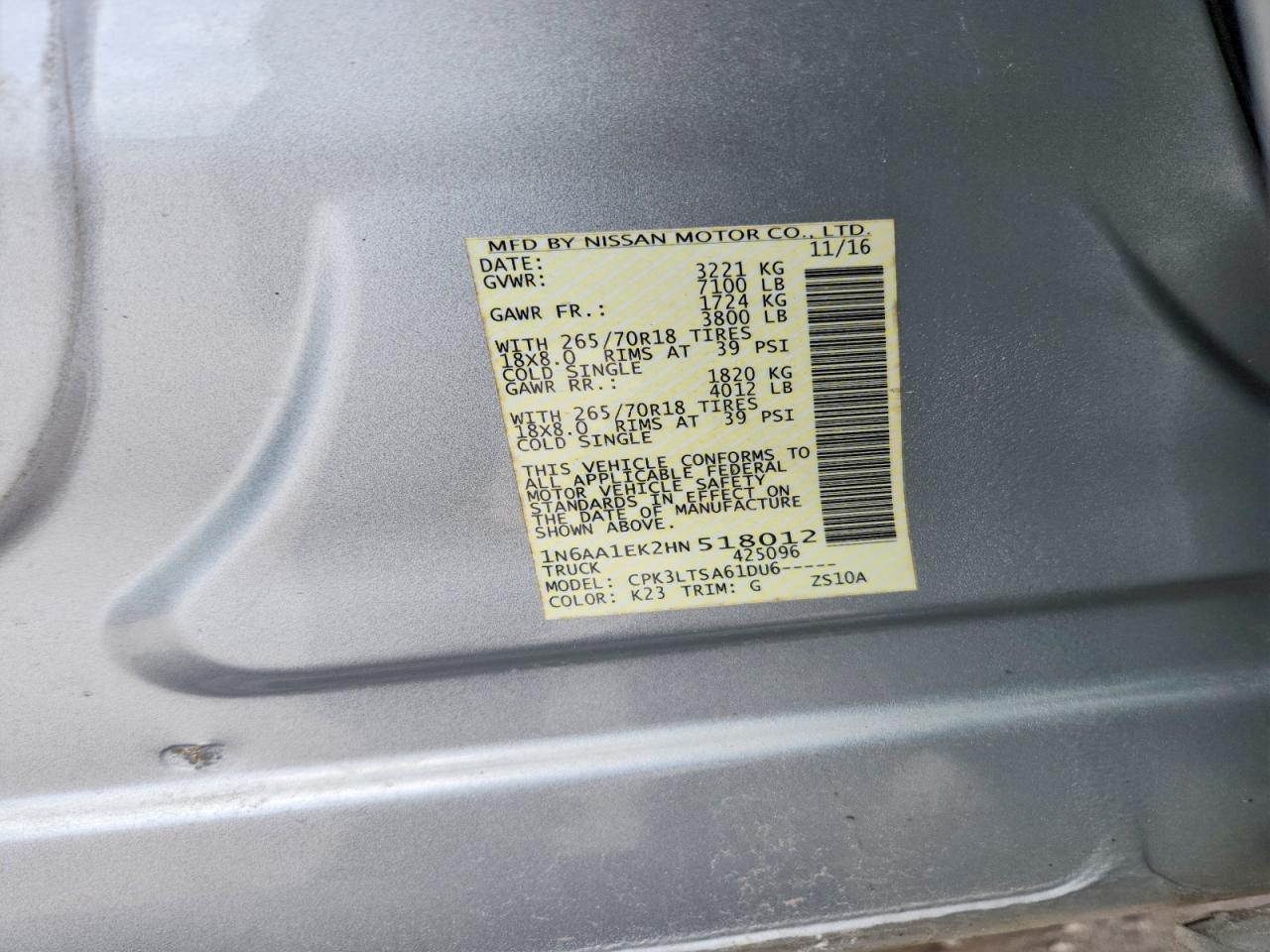 2017 NISSAN TITAN
