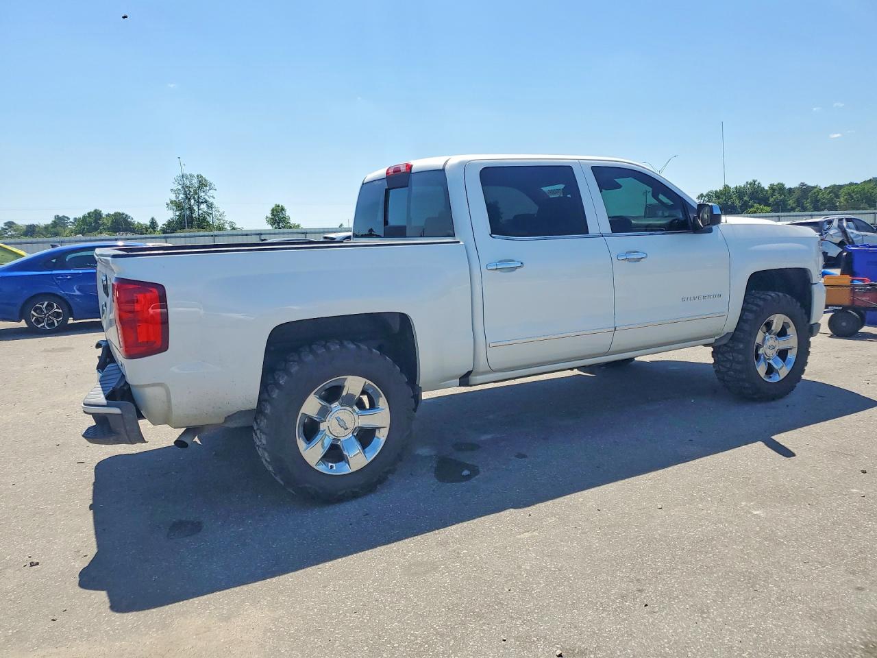 2017 CHEVROLET SILVERADO