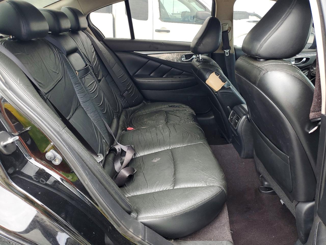 2014 INFINITI Q50