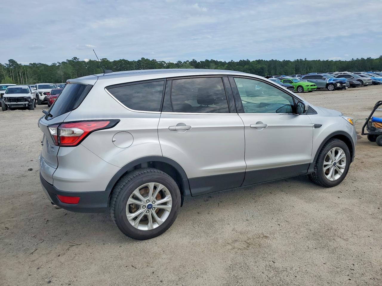 2017 FORD ESCAPE