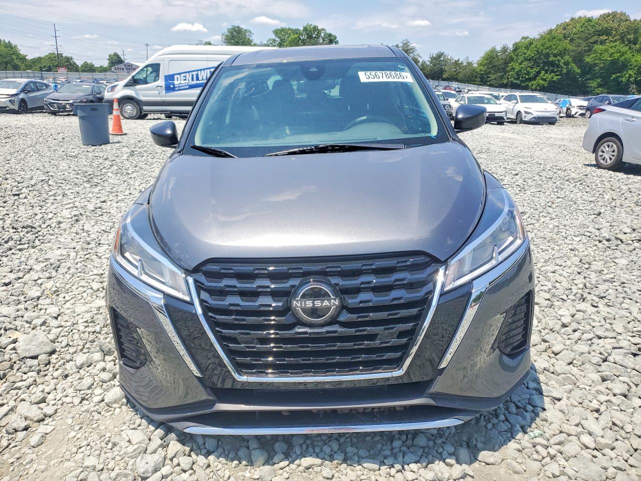 2022 NISSAN KICKS