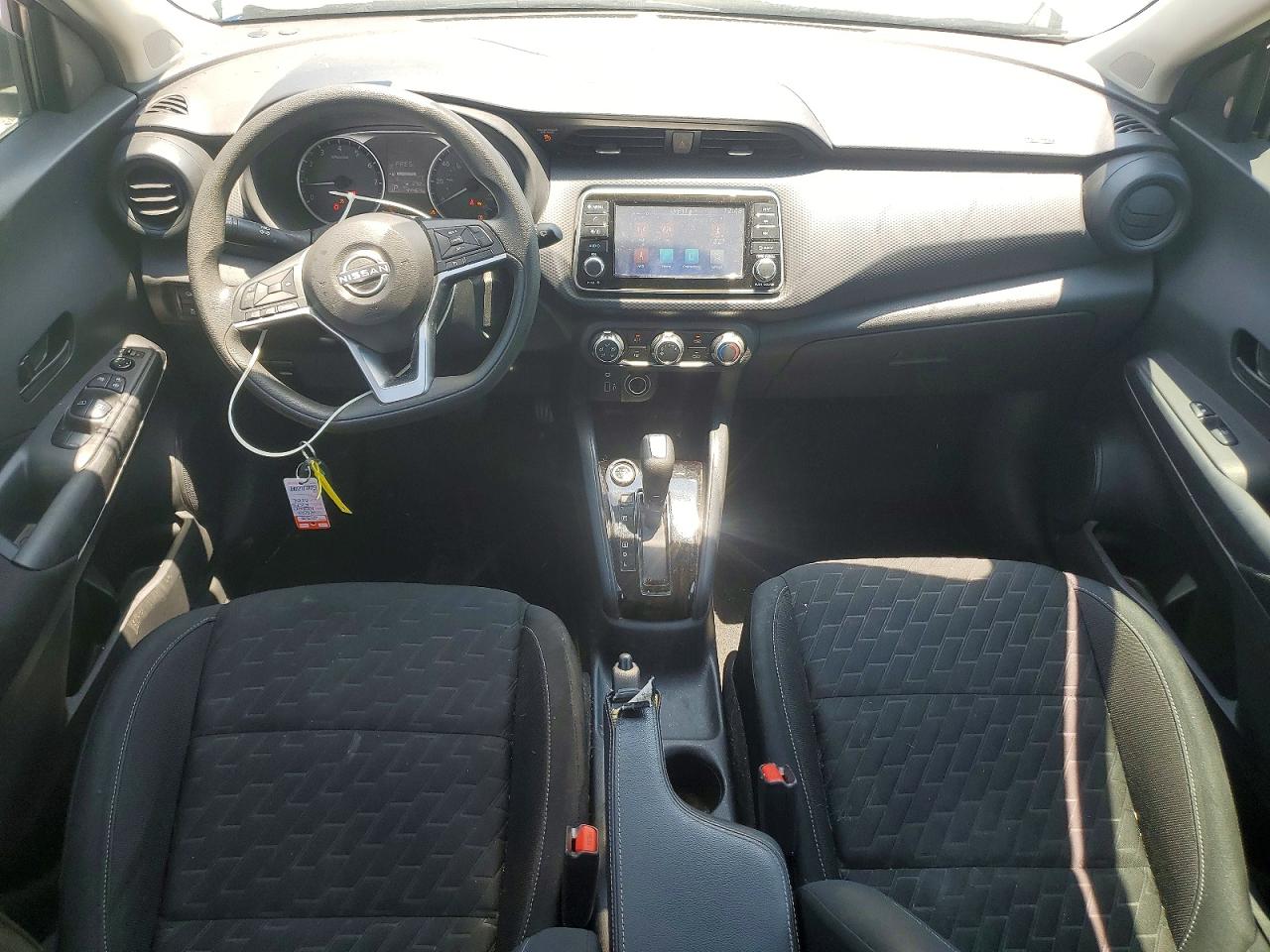 2022 NISSAN KICKS