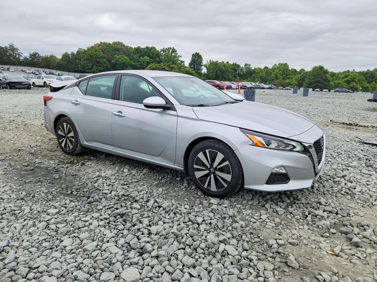 2022 NISSAN ALTIMA