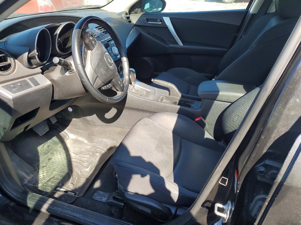 2010 MAZDA MAZDA3