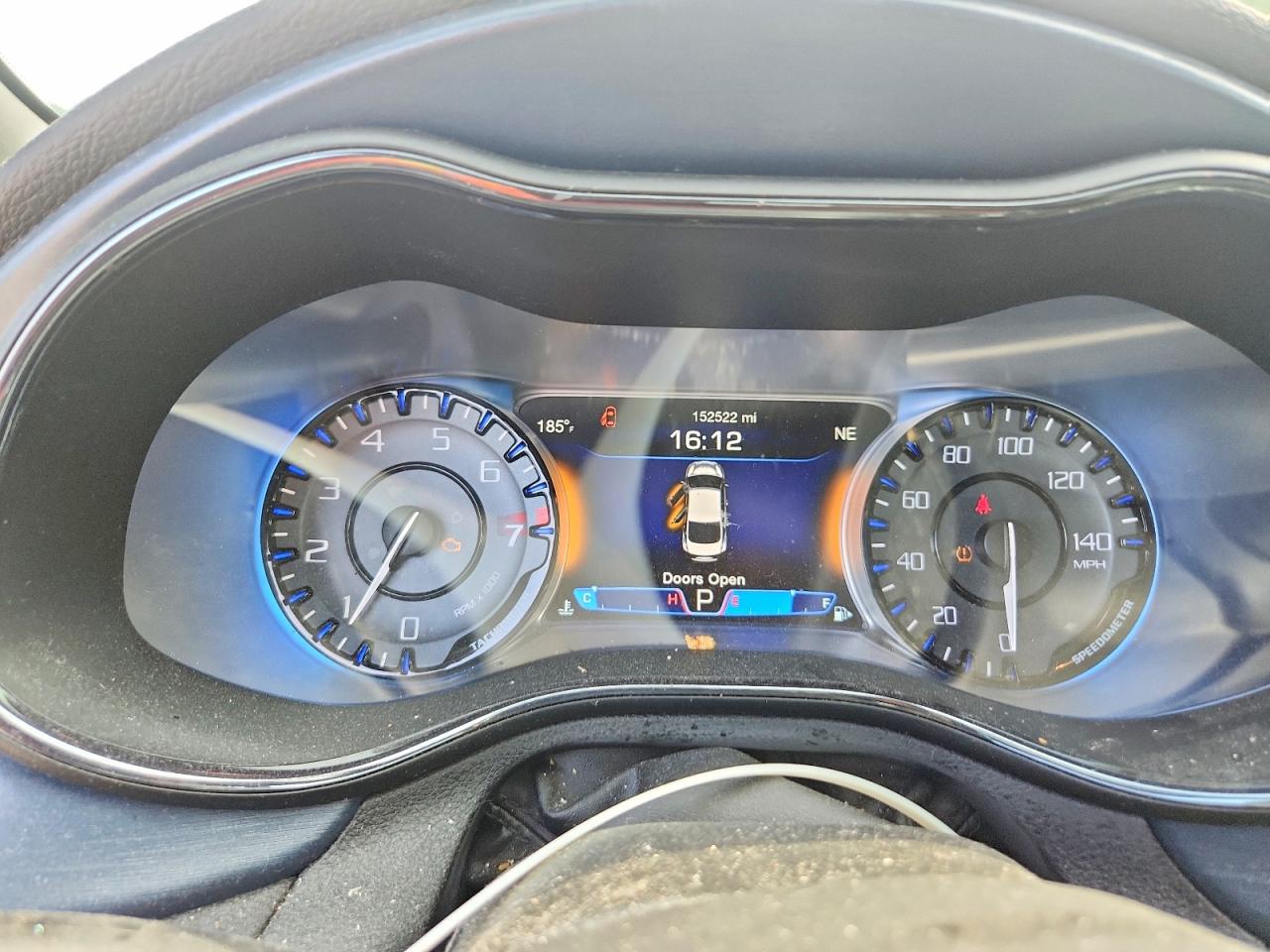 2015 CHRYSLER 200