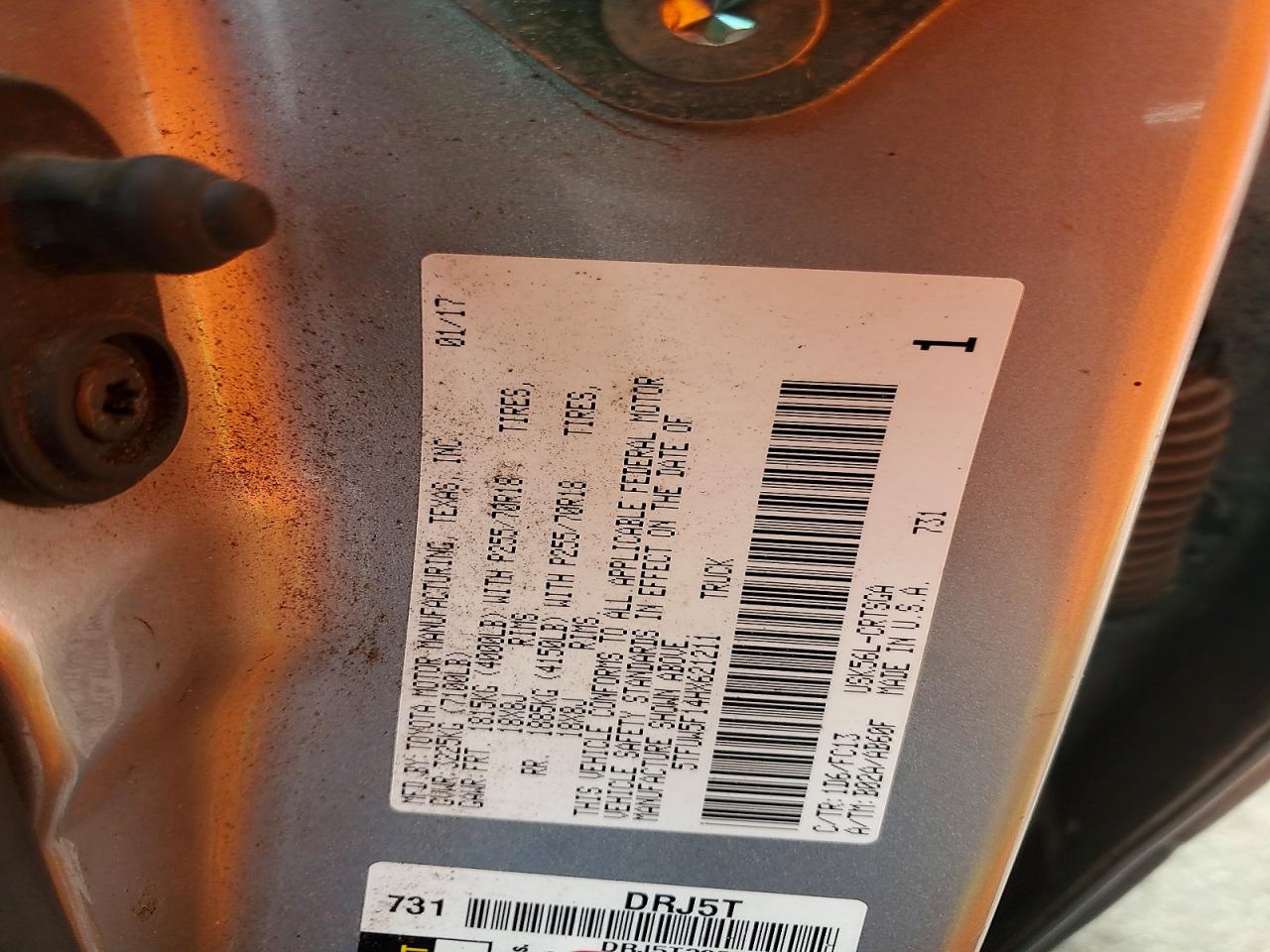 2017 TOYOTA TUNDRA
