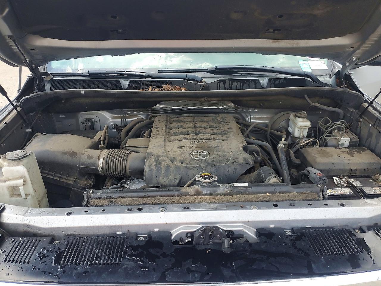 2017 TOYOTA TUNDRA