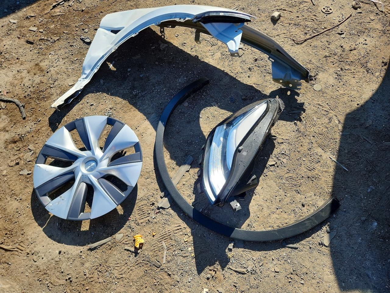 2023 TESLA MODEL Y