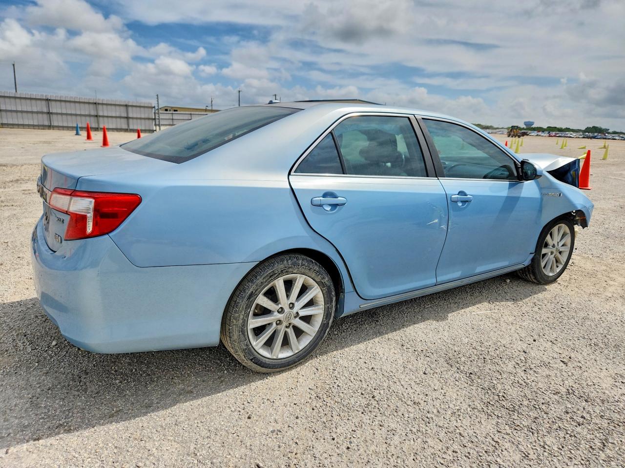 2012 TOYOTA CAMRY SOLA