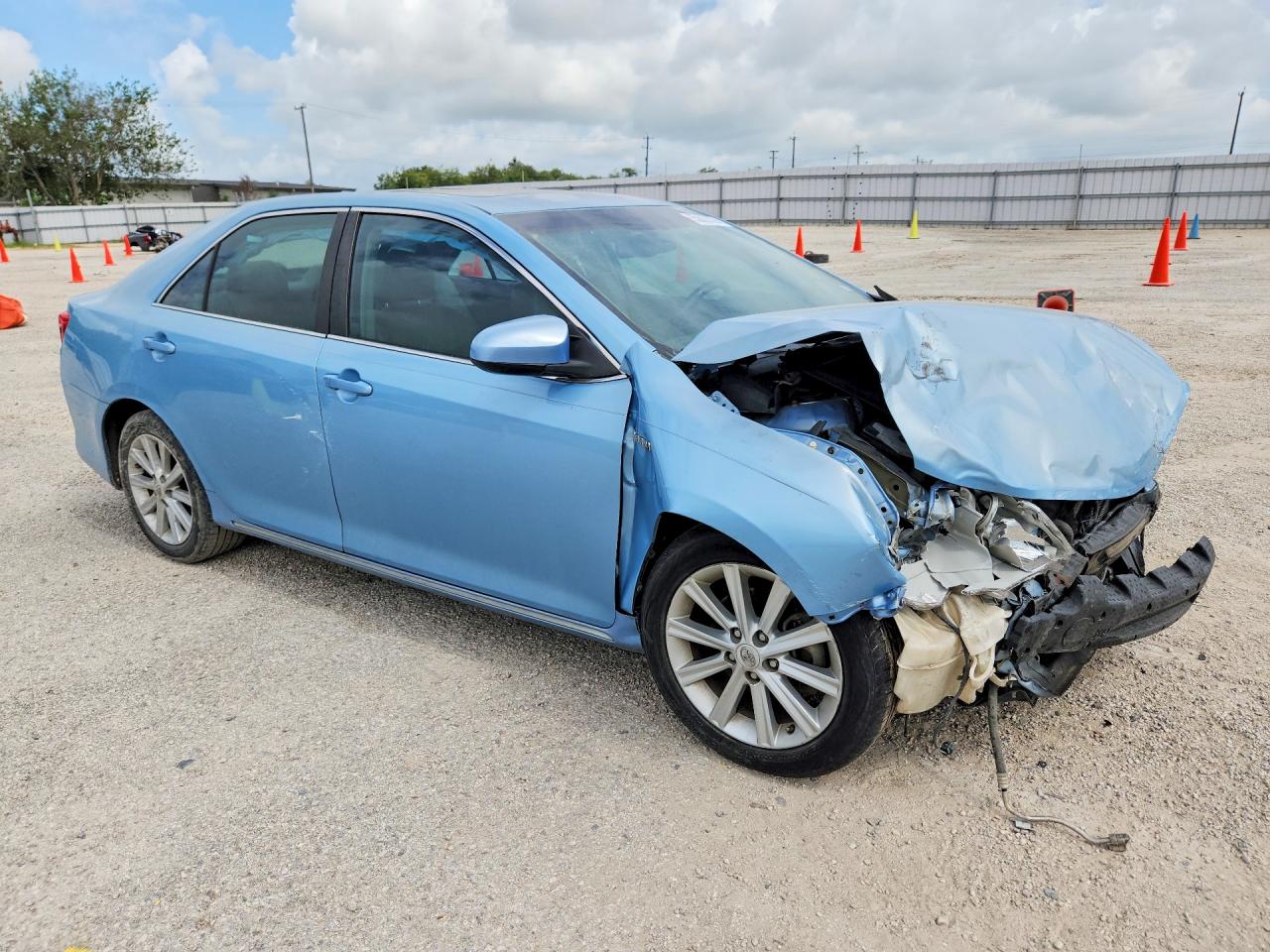 2012 TOYOTA CAMRY SOLA