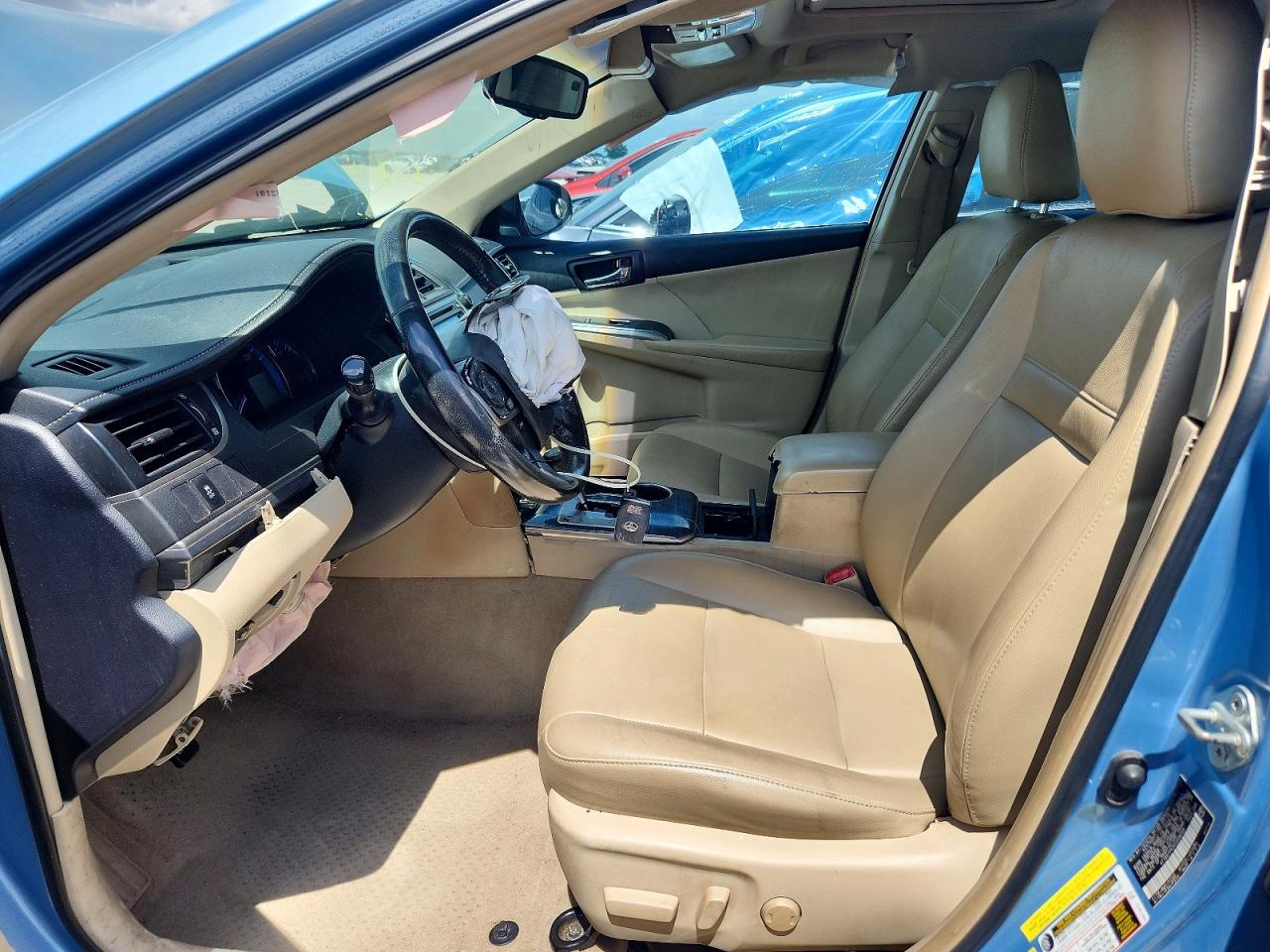 2012 TOYOTA CAMRY SOLA