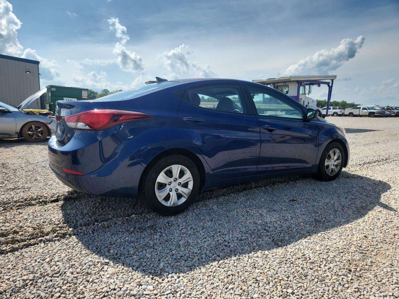 2016 HYUNDAI ELANTRA