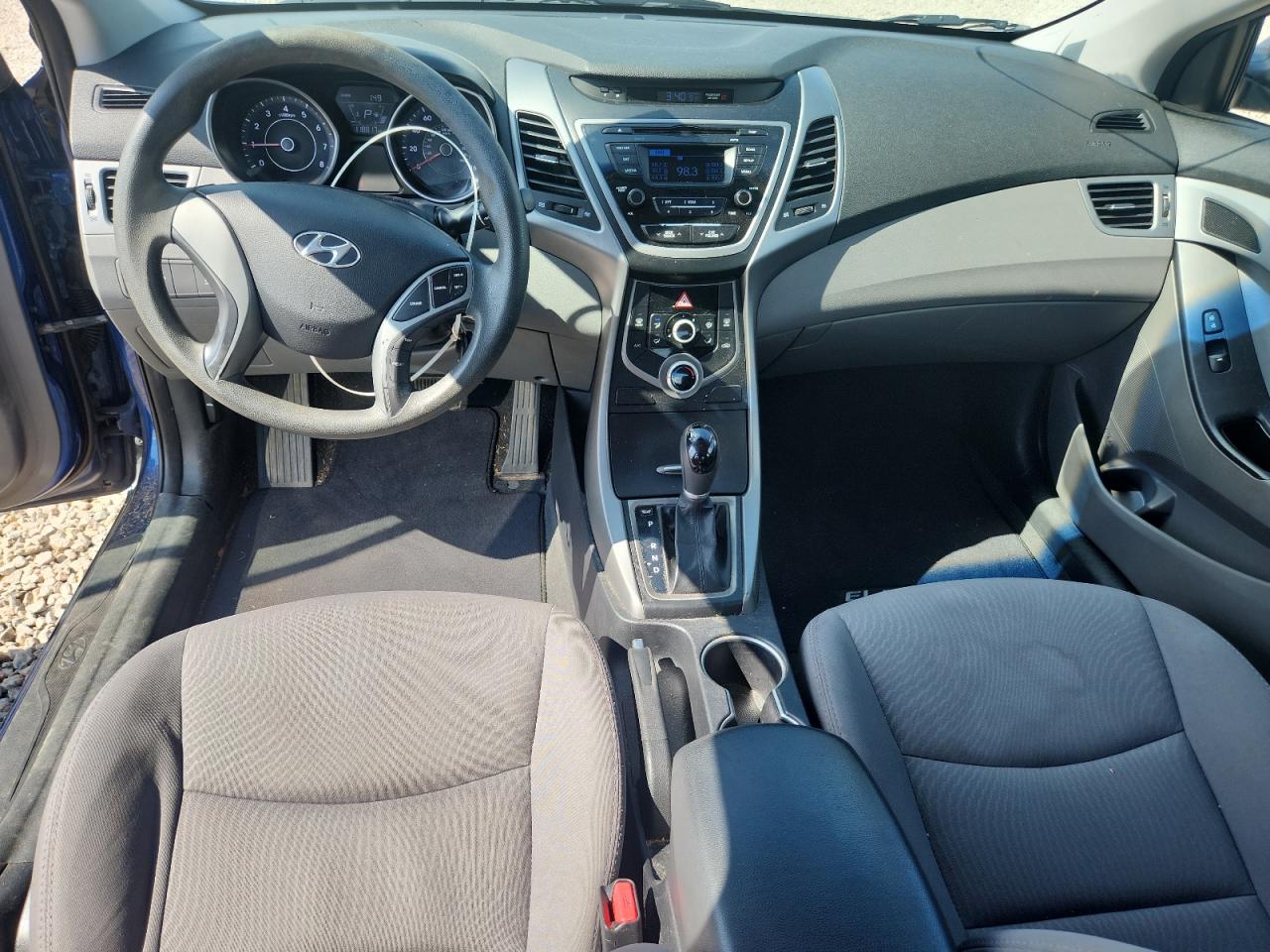 2016 HYUNDAI ELANTRA