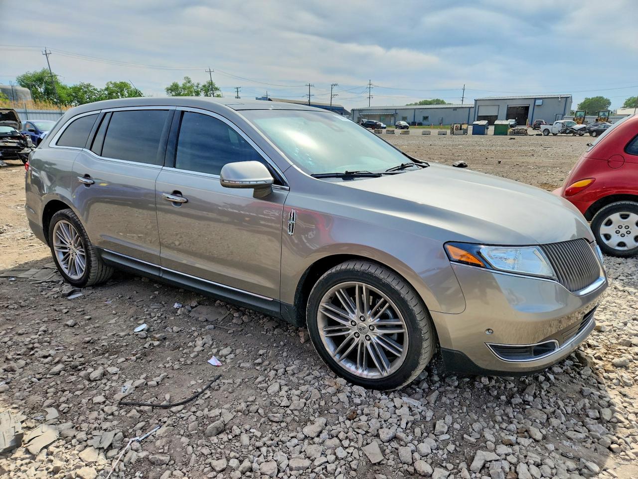 2015 LINCOLN MKT