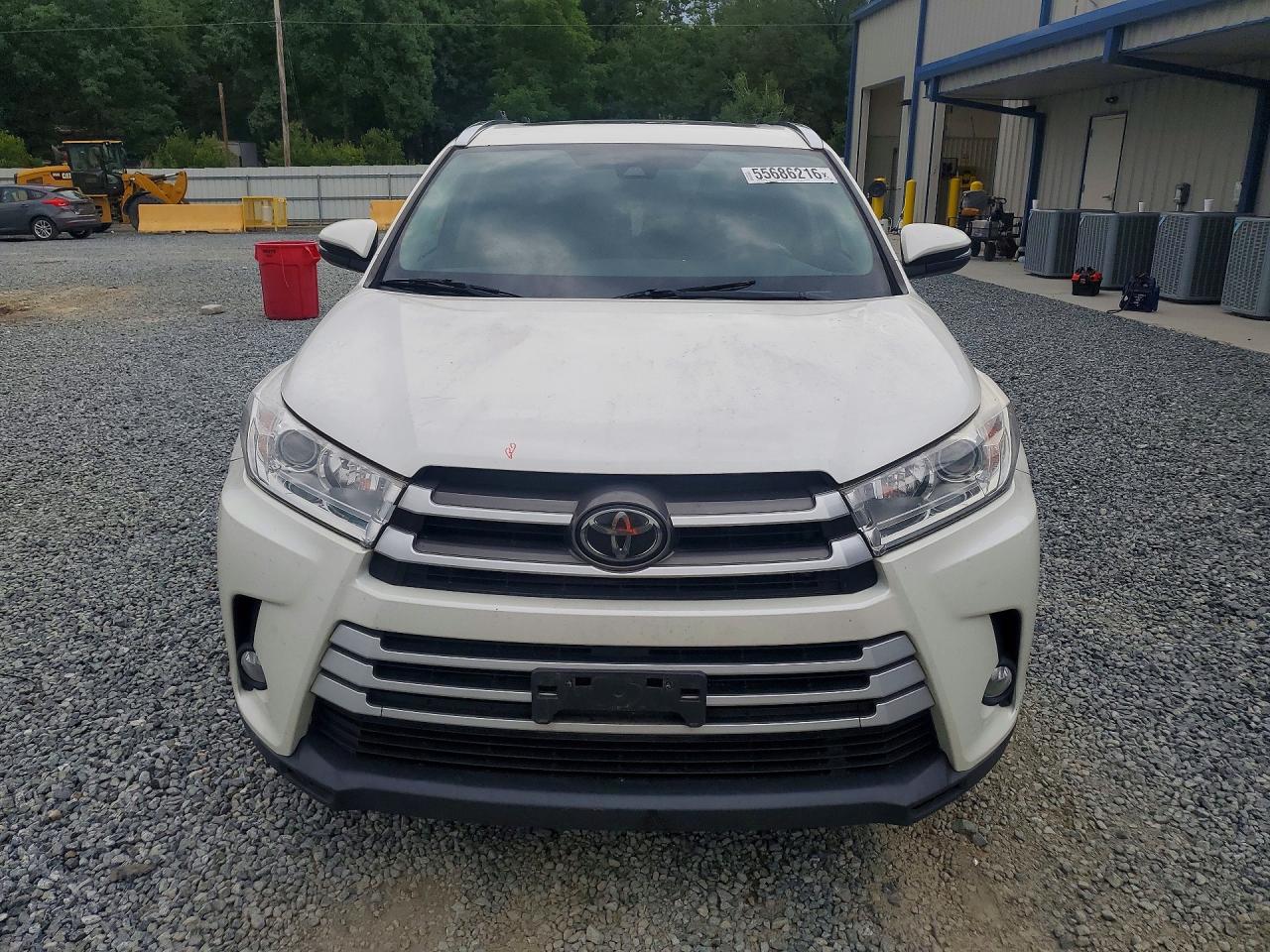 2018 TOYOTA HIGHLANDER