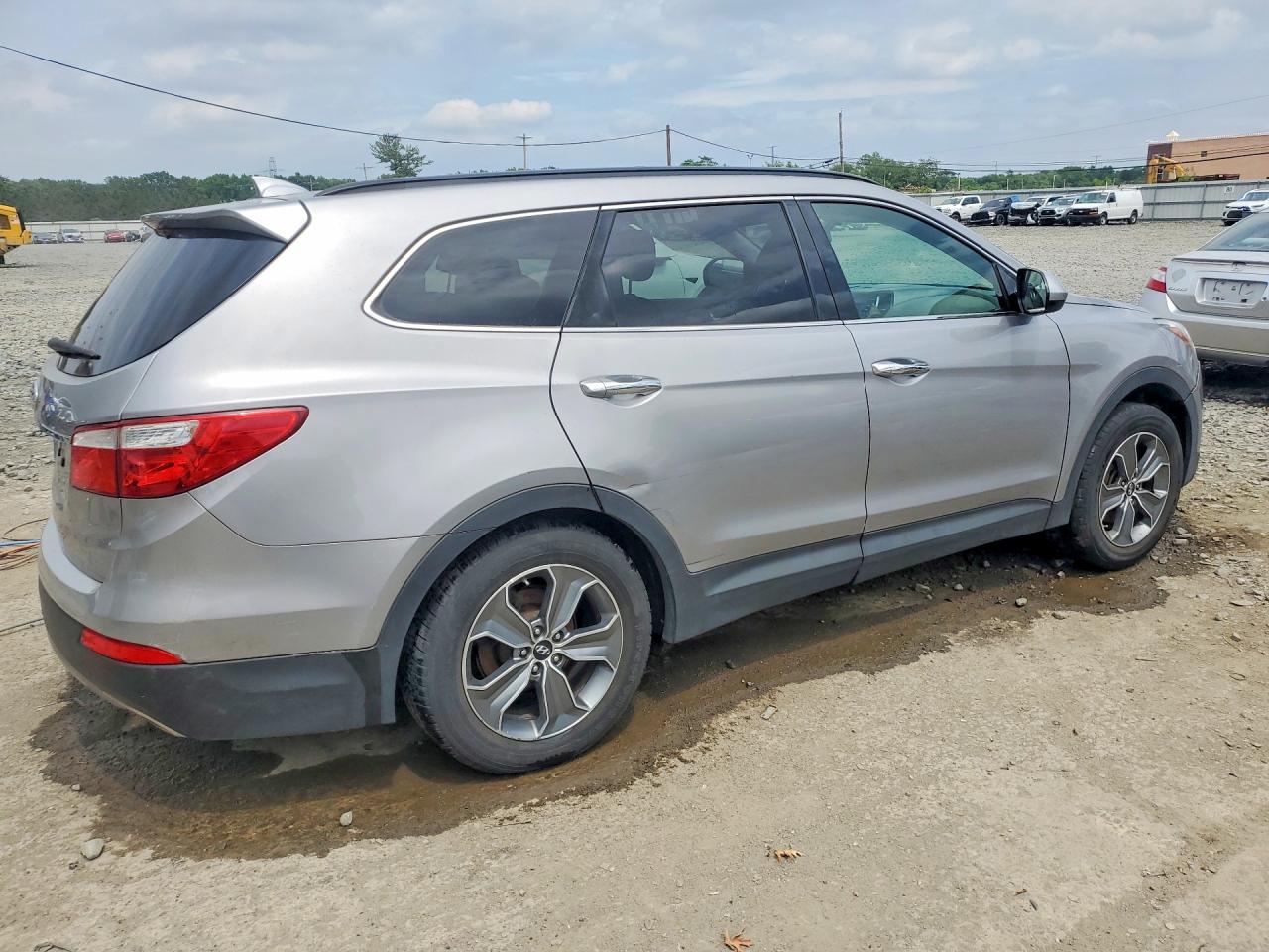 2016 HYUNDAI SANTA FE