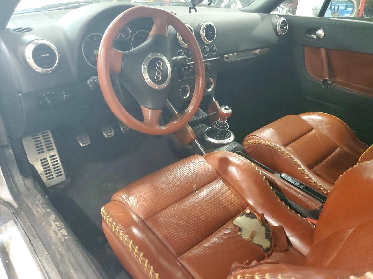 2002 AUDI TT