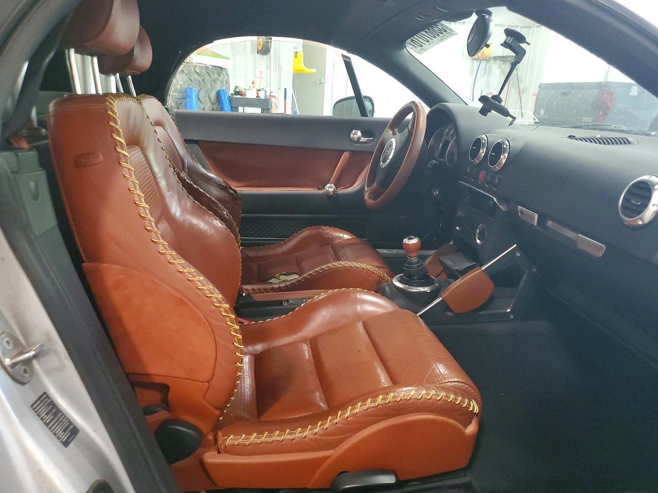 2002 AUDI TT