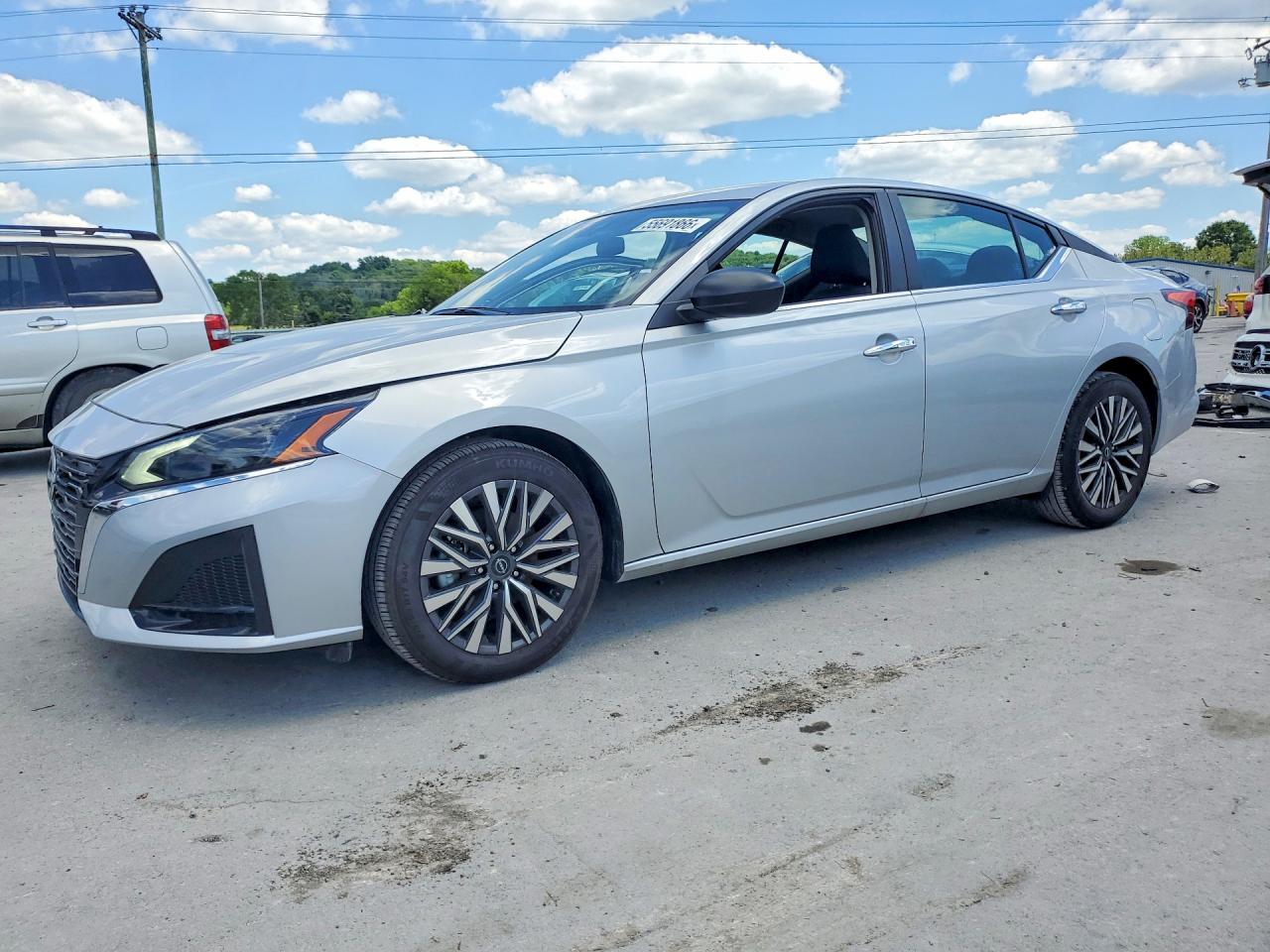 2025 NISSAN ALTIMA