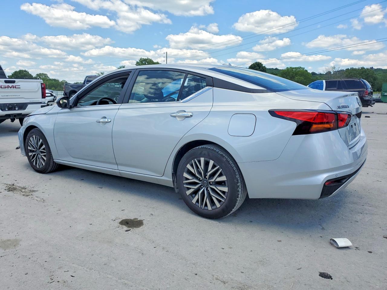 2025 NISSAN ALTIMA