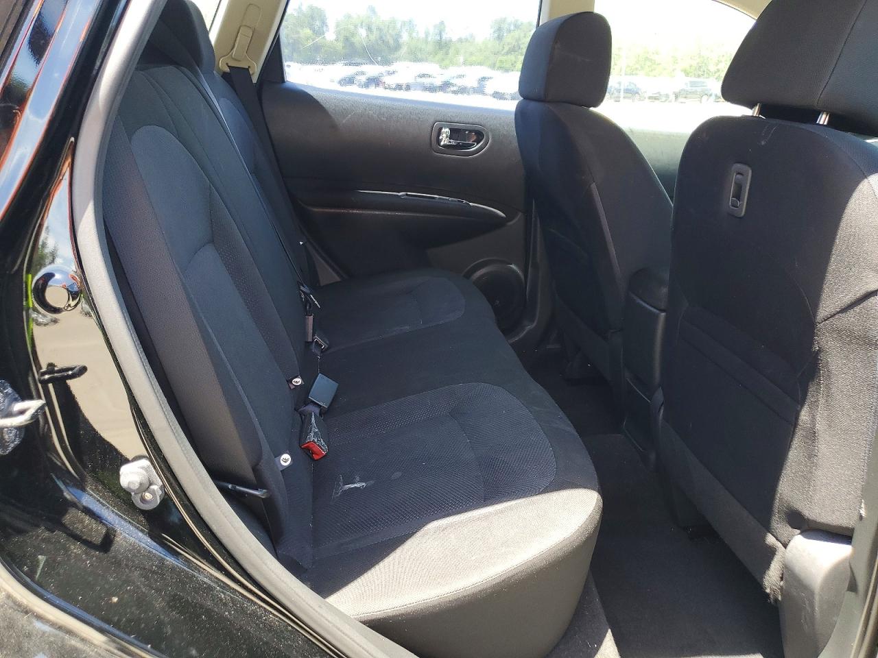 2014 NISSAN ROGUE