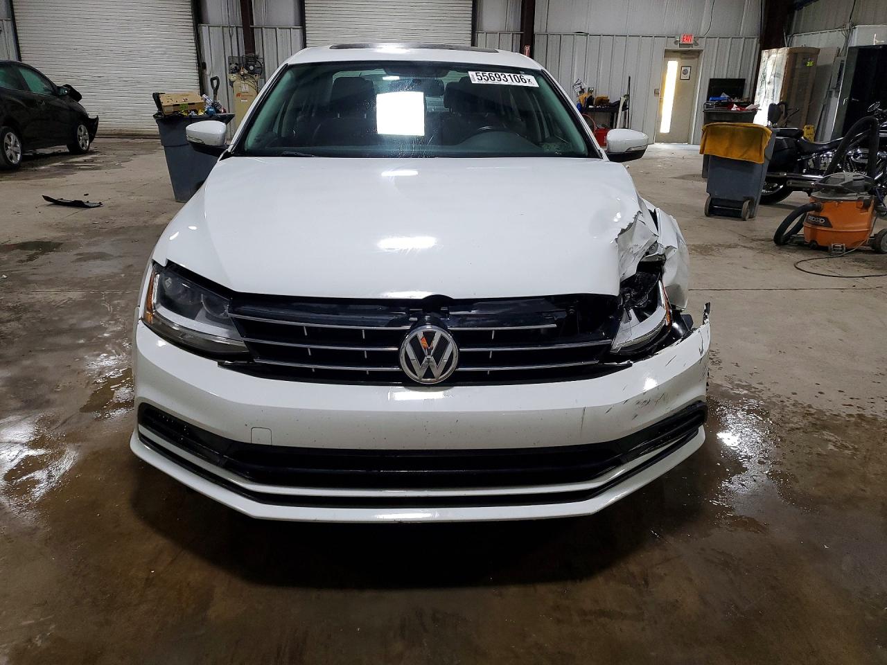 2018 VOLKSWAGEN JETTA