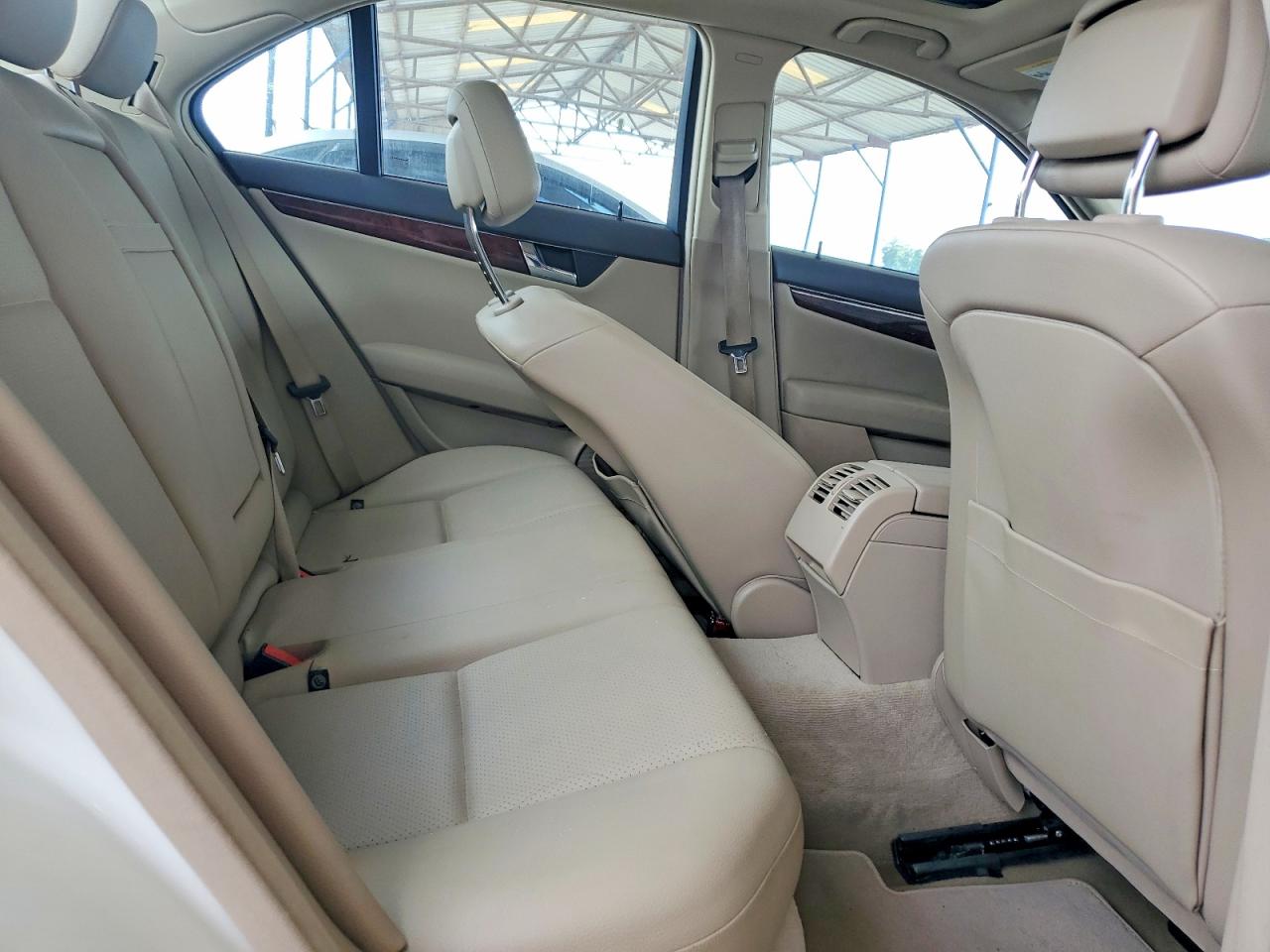 2011 MERCEDES-BENZ C-CLASS