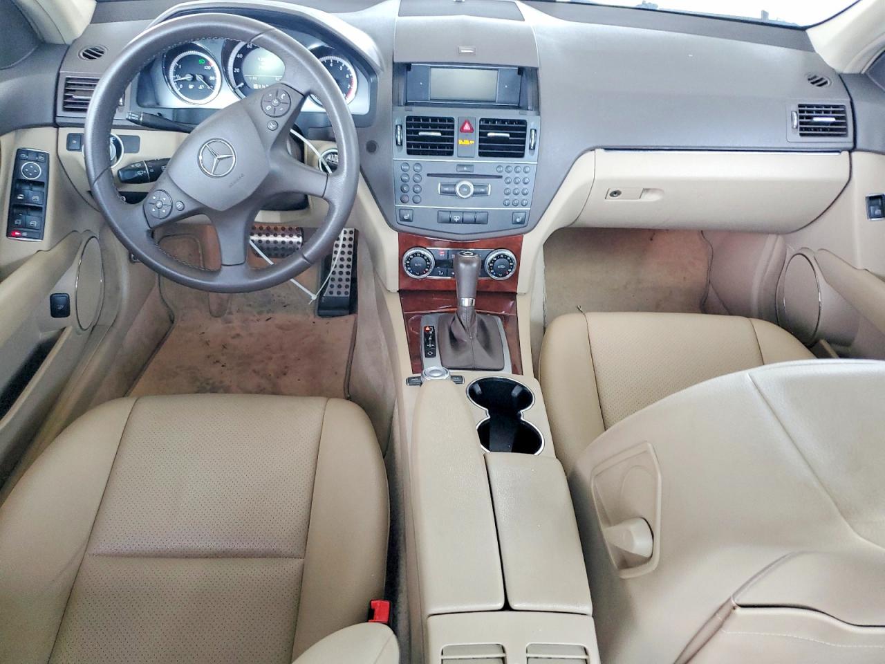 2011 MERCEDES-BENZ C-CLASS