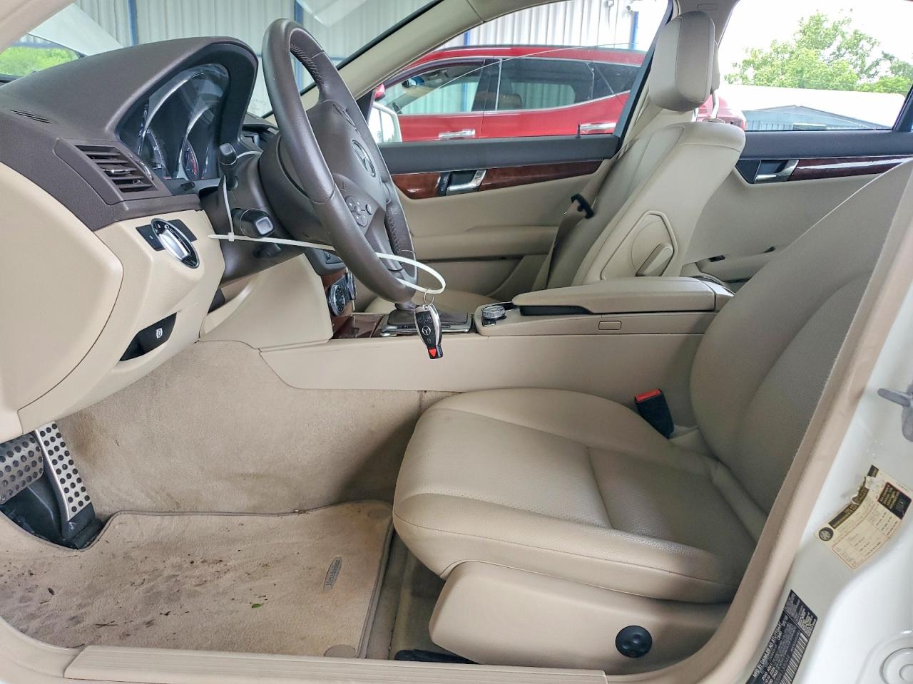 2011 MERCEDES-BENZ C-CLASS