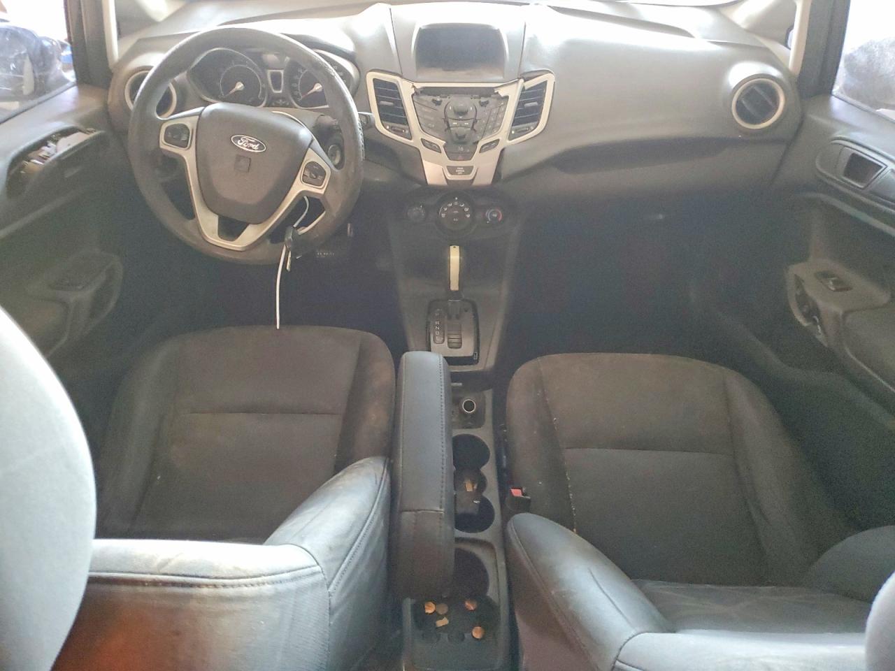 2013 FORD FIESTA
