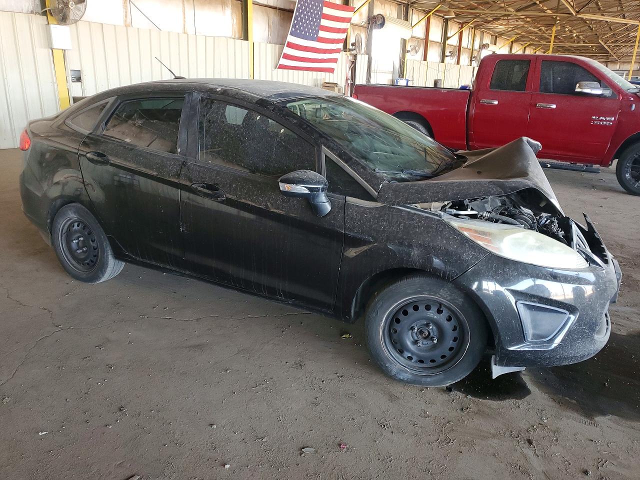 2013 FORD FIESTA