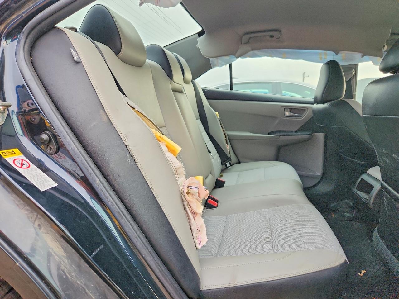 2016 TOYOTA CAMRY