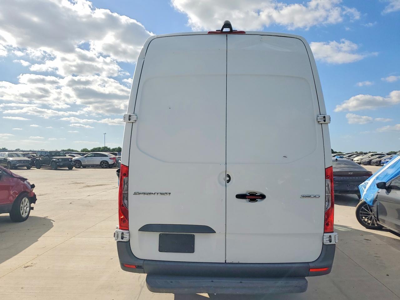 2021 MERCEDES BENZ SPRINTER