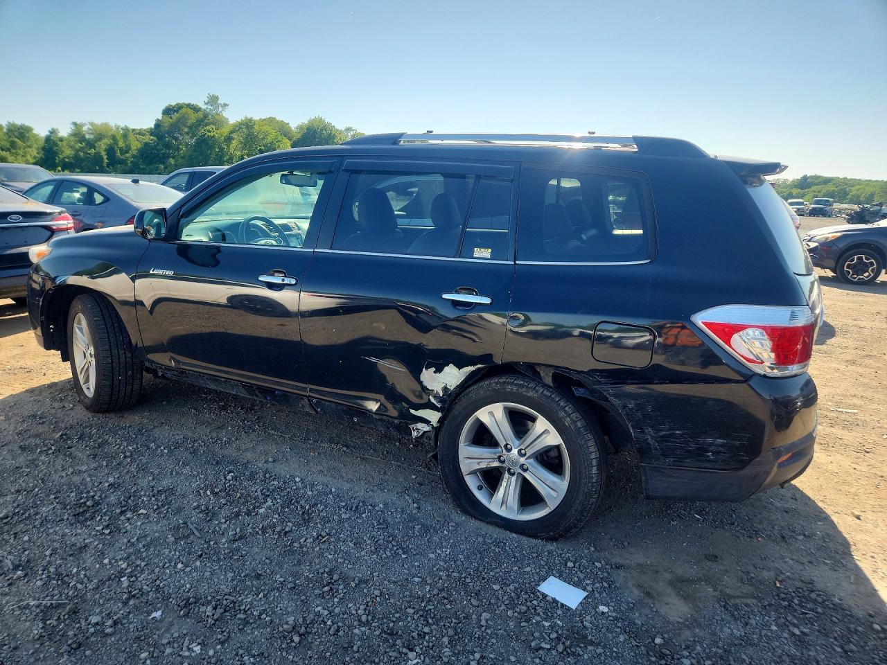 2013 TOYOTA HIGHLANDER