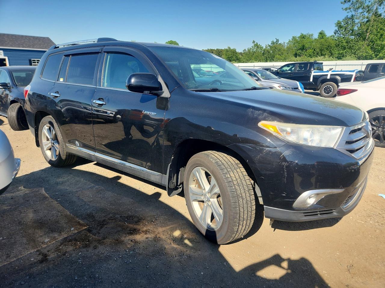 2013 TOYOTA HIGHLANDER