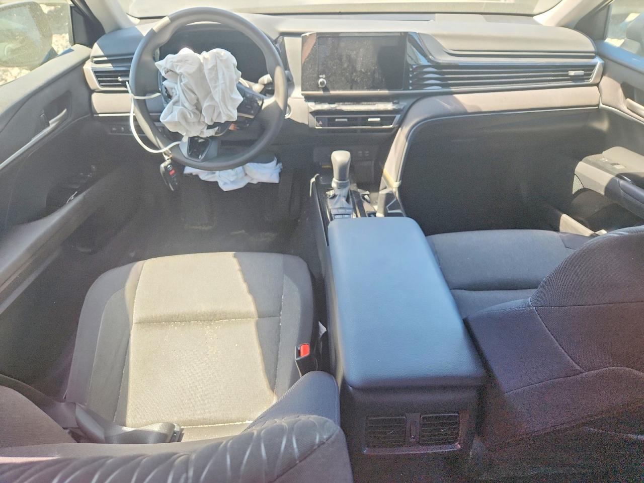 2025 TOYOTA CAMRY