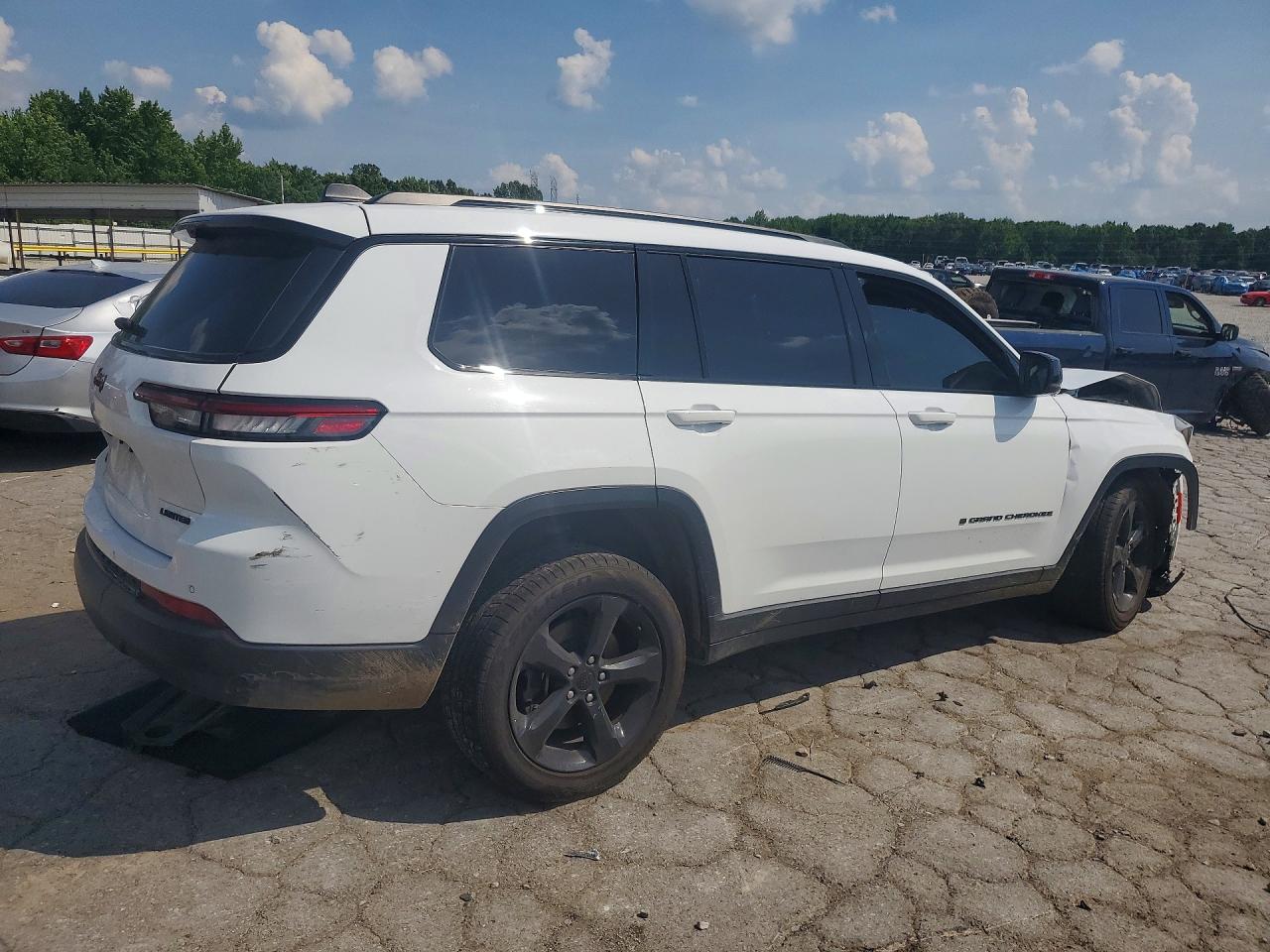 2022 JEEP CHEROKEE
